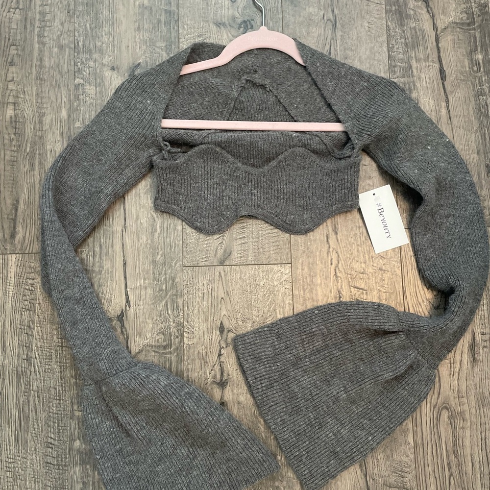 Long sleeve sweater top